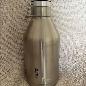 Miir 64oz Stainless Steel Growler Unused